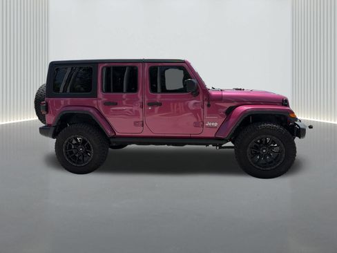 Used 2021 Jeep Wrangler Unlimited Sahara w/ Cold Weather Group AWD/4WD image 3