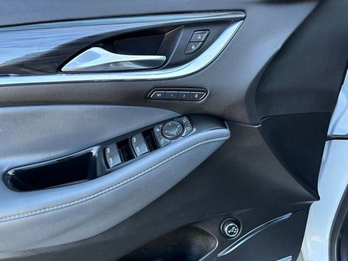 Used 2024 Buick Enclave Premium image 20