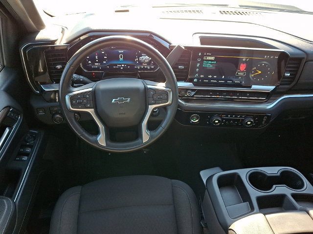 Used 2024 Chevrolet Silverado 1500 RST w/ Redline Edition AWD/4WD image 11