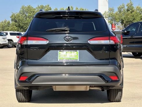 Used 2024 Toyota Corolla Cross AWD Hybrid image 4