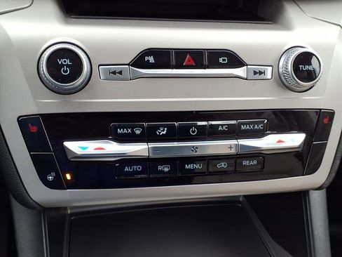 Certified 2023 Ford Explorer XLT w/ Equipment Group 202A image 22