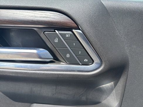 Certified 2023 GMC Sierra 1500 SLT w/ SLT Premium Package image 18