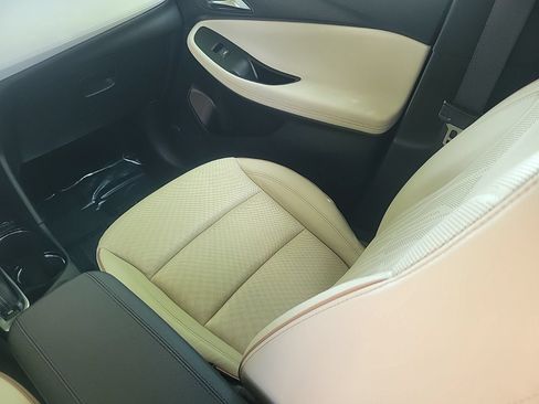 Used 2024 Buick Encore GX Avenir w/ Avenir Technology Package FWD image 16