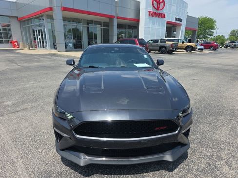 Used 2022 Ford Mustang GT Premium w/ Equipment Group 401A RWD image 2