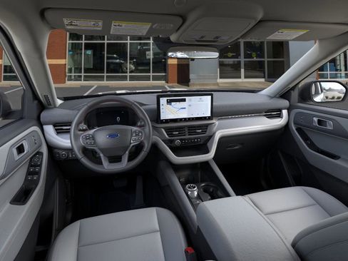 New 2026 Ford Explorer Active w/ Active Comfort Package image 9
