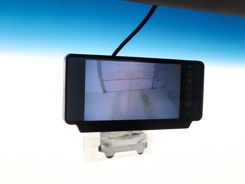 Used 2022 Ford E-350 and Econoline 350 Super Duty w/ Power Windows & Locks Group image 22