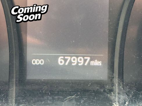 Used 2020 Toyota Camry SE image 13