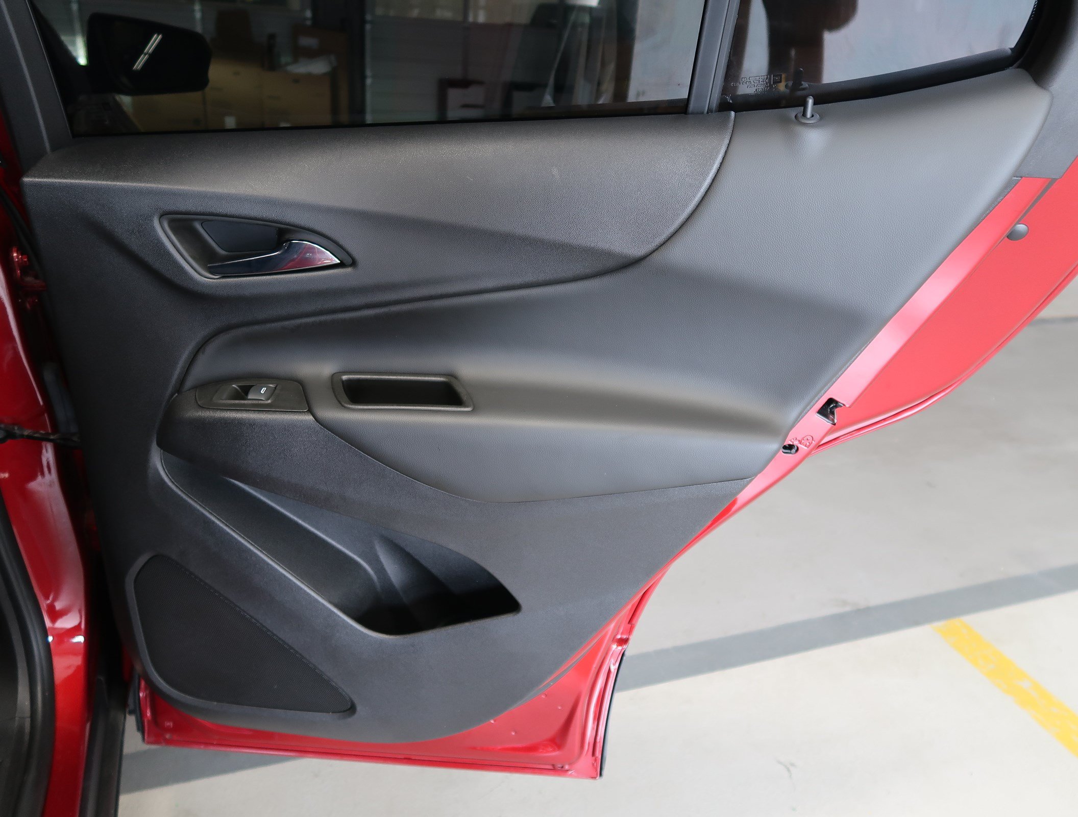 Used 2023 Chevrolet Equinox LT FWD image 39
