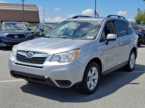 Used 2014 Subaru Forester 2.5i Premium w/ Popular Package #2 AWD/4WD image 3