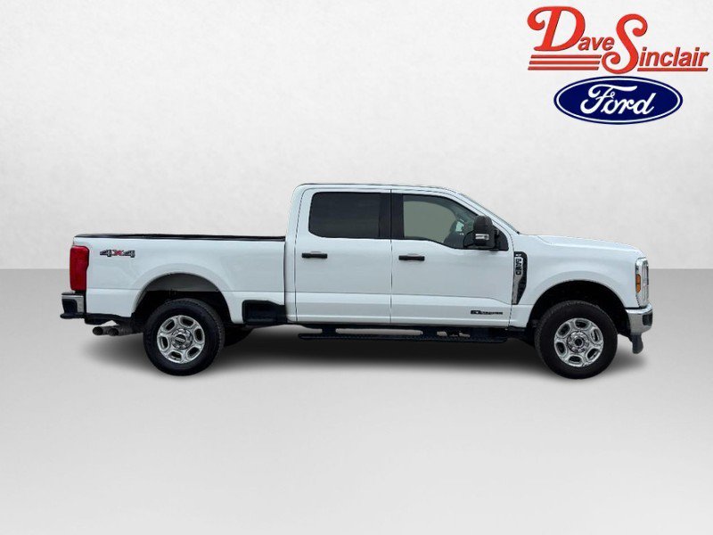 Used 2025 Ford F250 XLT AWD/4WD image 5