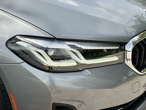 Certified 2023 BMW 540i w/ Convenience Package RWD image 30
