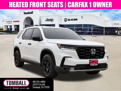 Used 2025 Honda Pilot TrailSport image 1