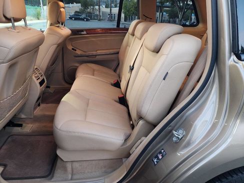 Used 2009 Mercedes-Benz GL 450 4MATIC image 19