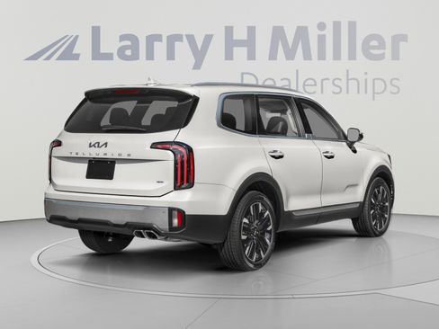 Used 2024 Kia Telluride SX Prestige AWD/4WD image 3
