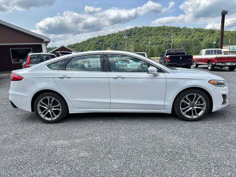 Used 2019 Ford Fusion SEL FWD image 8