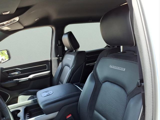 Used 2023 RAM 1500 Laramie AWD/4WD image 12