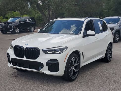 Used 2023 BMW X5 xDrive40i w/ M Sport Package AWD/4WD image 3