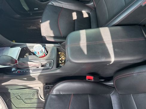 Used 2022 Chevrolet Equinox RS w/ RS Leather Package FWD image 16