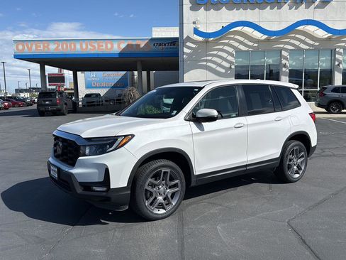 Certified 2023 Honda Passport EX-L image 2