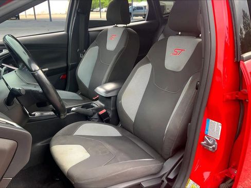Used 2015 Ford Focus ST FWD image 8
