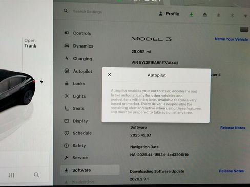 Used 2024 Tesla Model 3 image 17