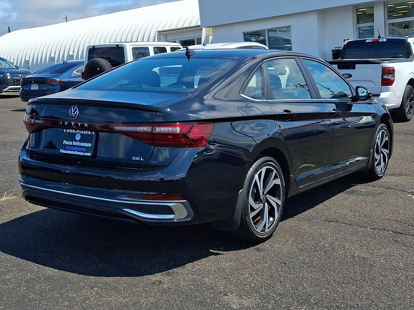 Certified 2026 Volkswagen Jetta SEL FWD image 7