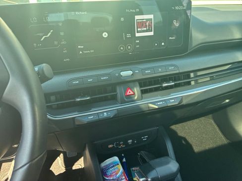 Used 2025 Kia K4 GT-Line w/ GT-Line Premium Package FWD image 11