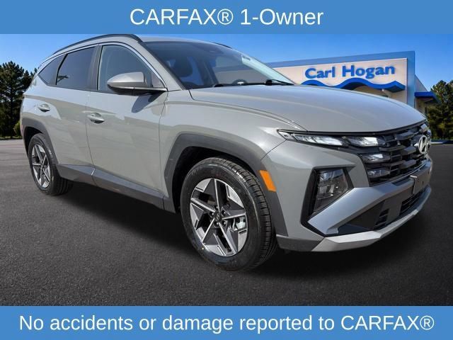 Used 2025 Hyundai Tucson SEL FWD image 2