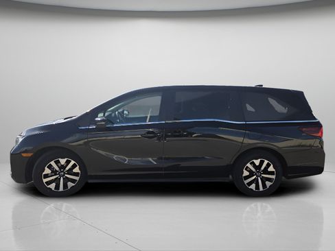 Used 2025 Honda Odyssey EX-L image 19