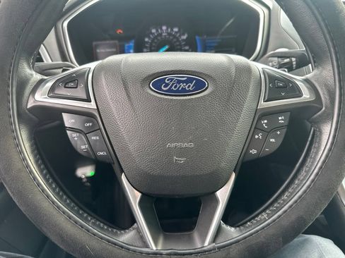 Used 2016 Ford Fusion Titanium FWD image 20
