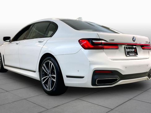 Used 2022 BMW 750i xDrive w/ Luxury Rear Seating Package AWD/4WD image 11