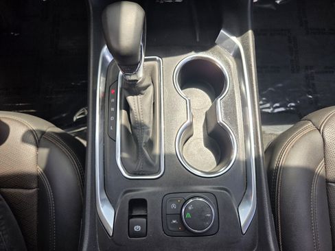 Used 2023 Chevrolet Traverse High Country w/ LPO, Floor Liner Package FWD image 28