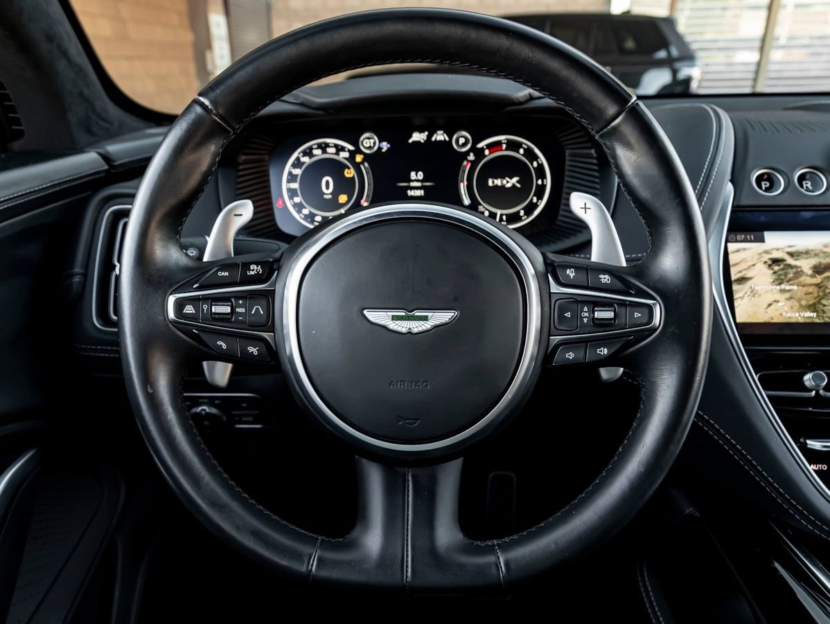 Used 2024 Aston Martin DBX AWD/4WD image 10