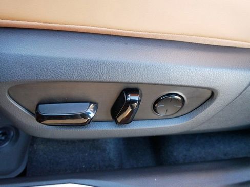 New 2026 Lexus NX 350 350h Luxury image 18