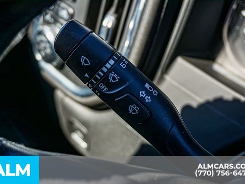 Used 2021 GMC Sierra 3500 SLE w/ SLE Value Package image 32