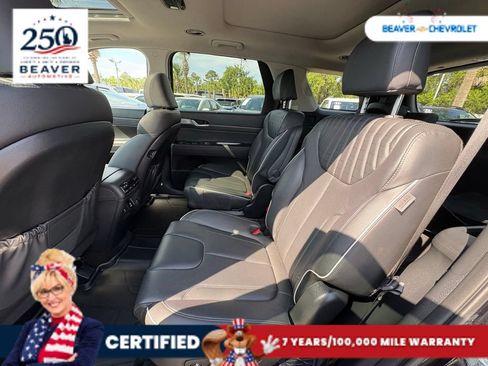 Used 2024 Hyundai Palisade Limited FWD image 14