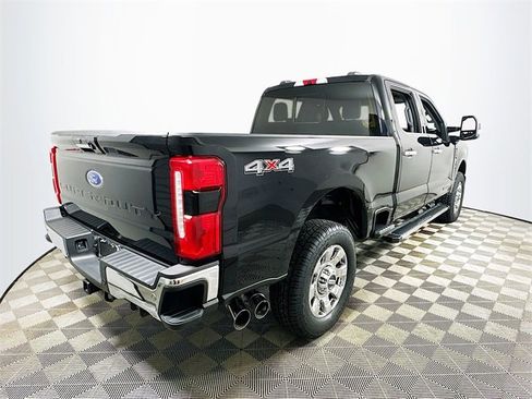 Used 2024 Ford F250 Lariat w/ Chrome Package image 3