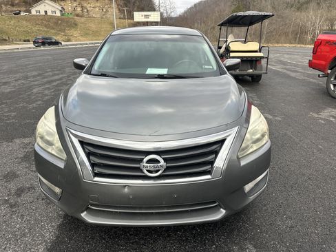 Used 2014 Nissan Altima 2.5 S image 10