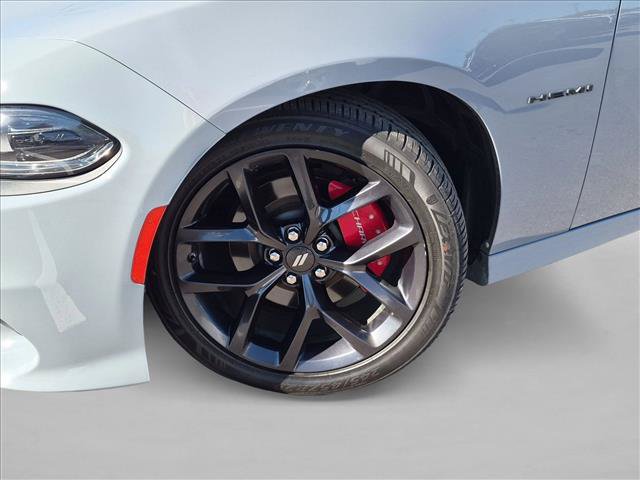 Used 2022 Dodge Charger R/T w/ Plus Group RWD image 10