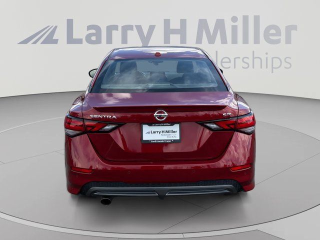 Used 2022 Nissan Sentra SR w/ Electronics Package FWD image 4