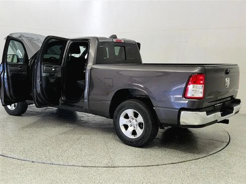Used 2022 RAM 1500 Big Horn AWD/4WD image 12