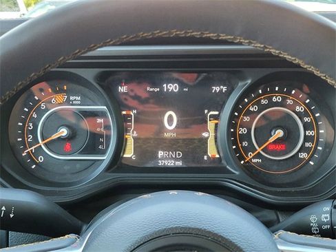 Used 2024 Jeep Wrangler Sahara image 25