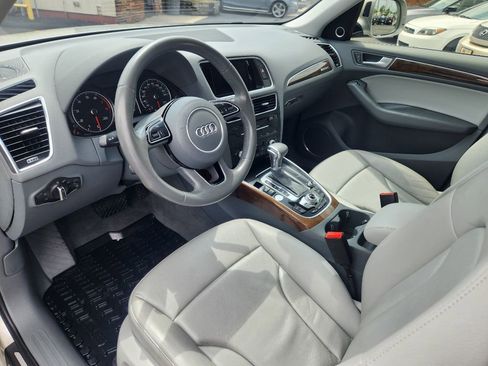 Used 2017 Audi Q5 3.0T Premium Plus w/ Technology Package image 28