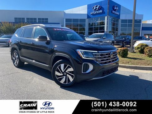 Used 2025 Volkswagen Atlas SEL image 1