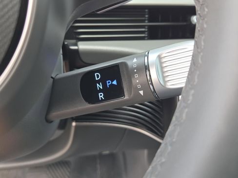 Used 2024 Hyundai Ioniq 5 SEL RWD image 12