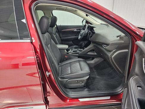 Used 2023 Buick Envision Avenir AWD/4WD image 17