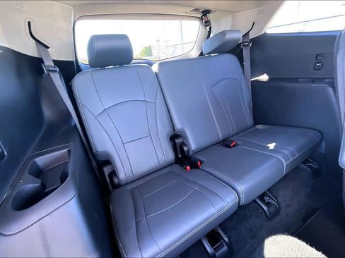 Used 2020 Buick Enclave Essence w/ Sound and Sites Package image 37