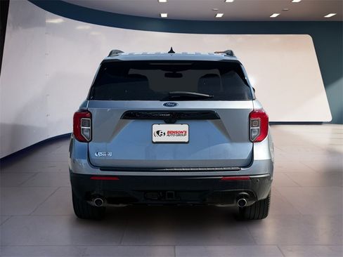 Used 2023 Ford Explorer ST-Line w/ Class IV Trailer Tow Package image 4