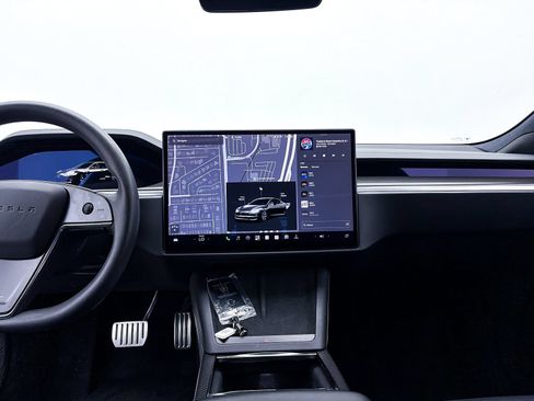 Used 2022 Tesla Model S Plaid AWD/4WD image 10