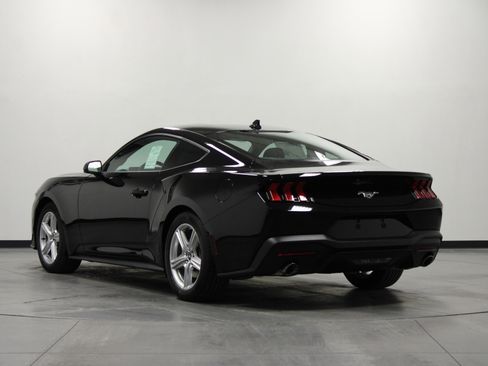 New 2026 Ford Mustang Coupe image 6